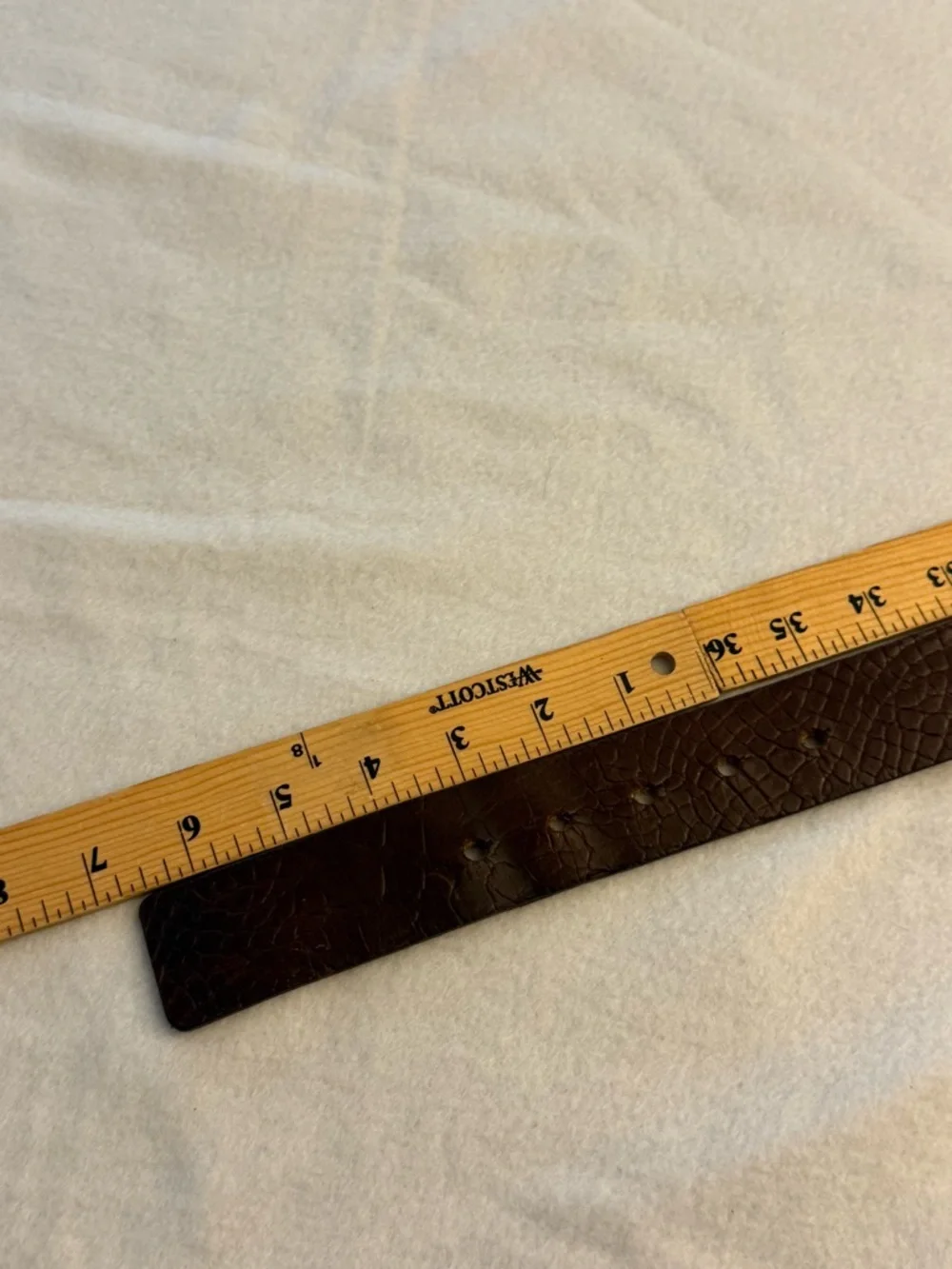 Vintage Classic Brown Croc-Embossed Leather Belt - Woman’s Large